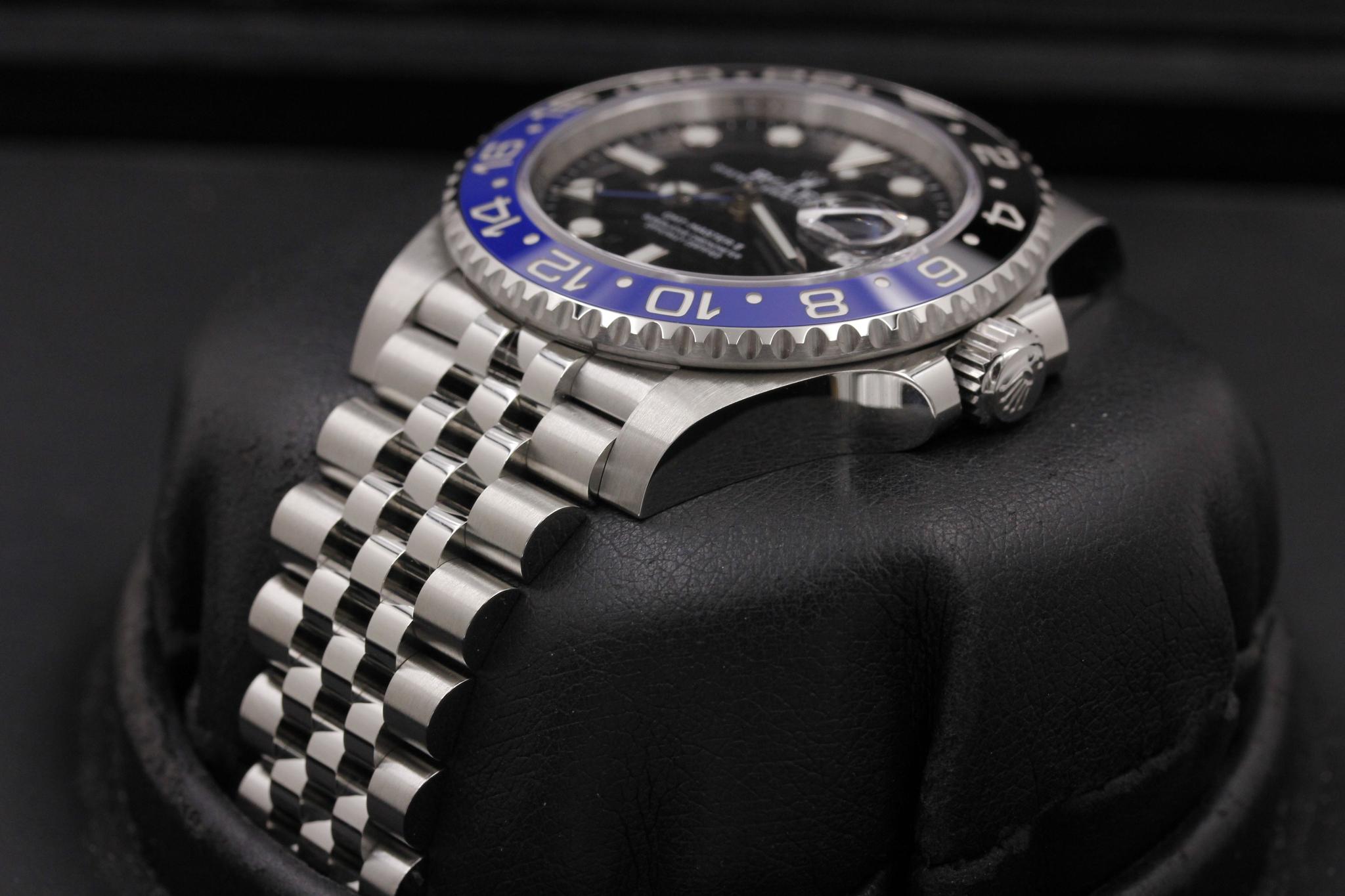 Watch Image 2
