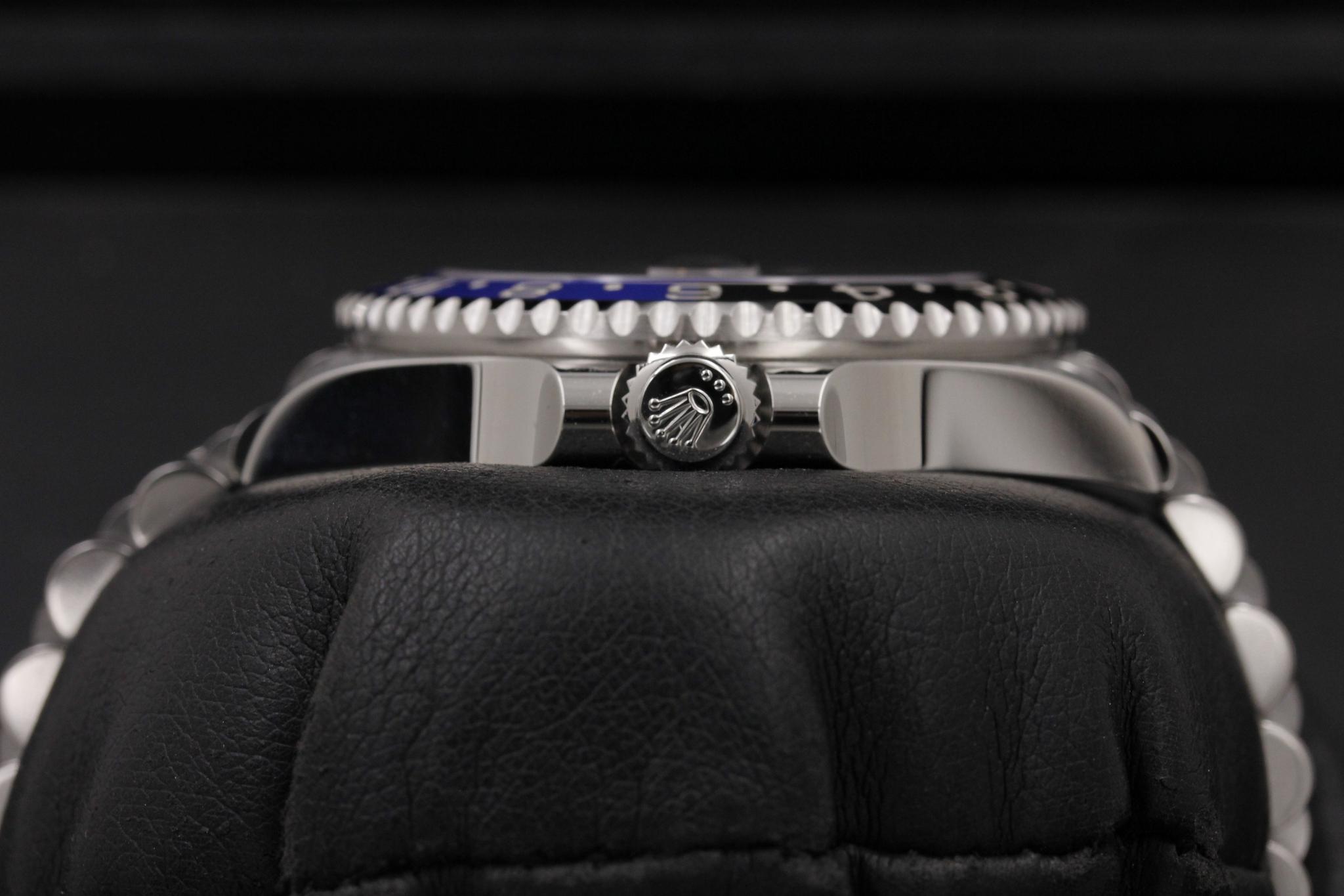 Watch Image 3