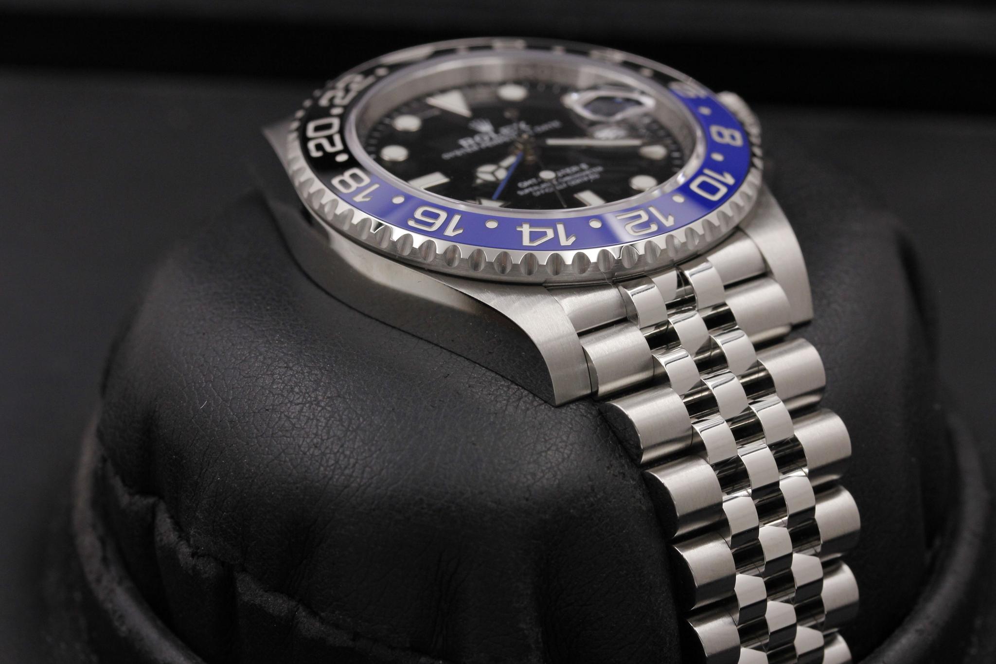 Watch Image 6