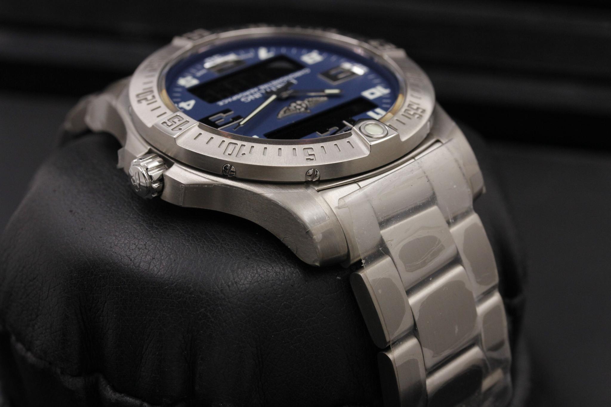 Watch Image 4