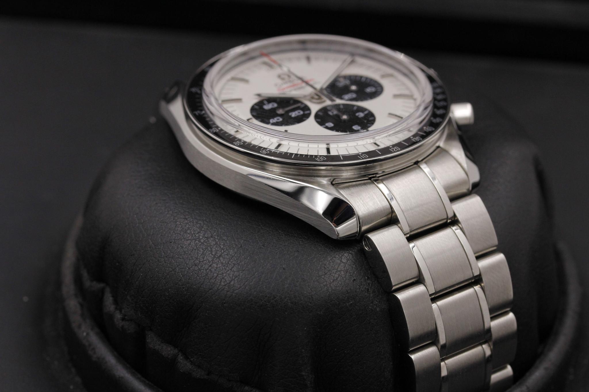 Watch Image 6