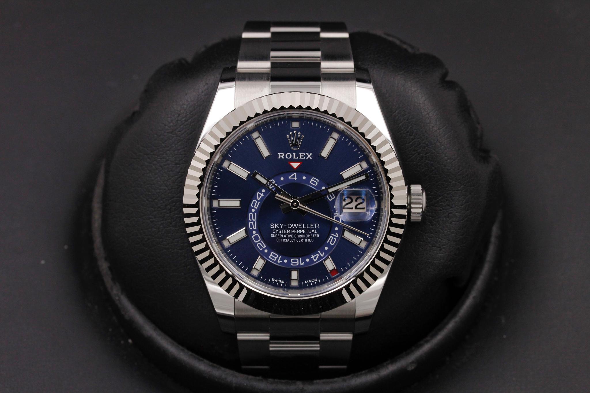 Watch Image 1