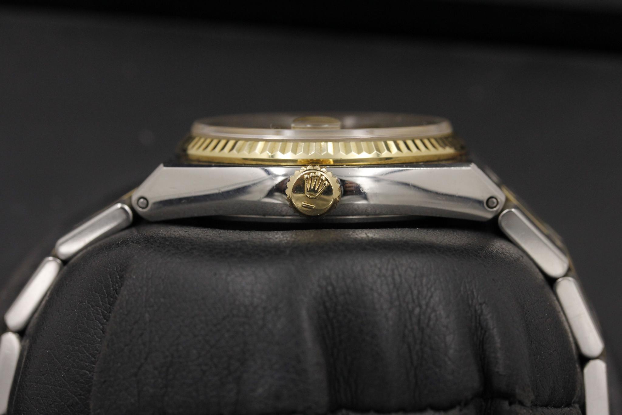 Watch Image 3