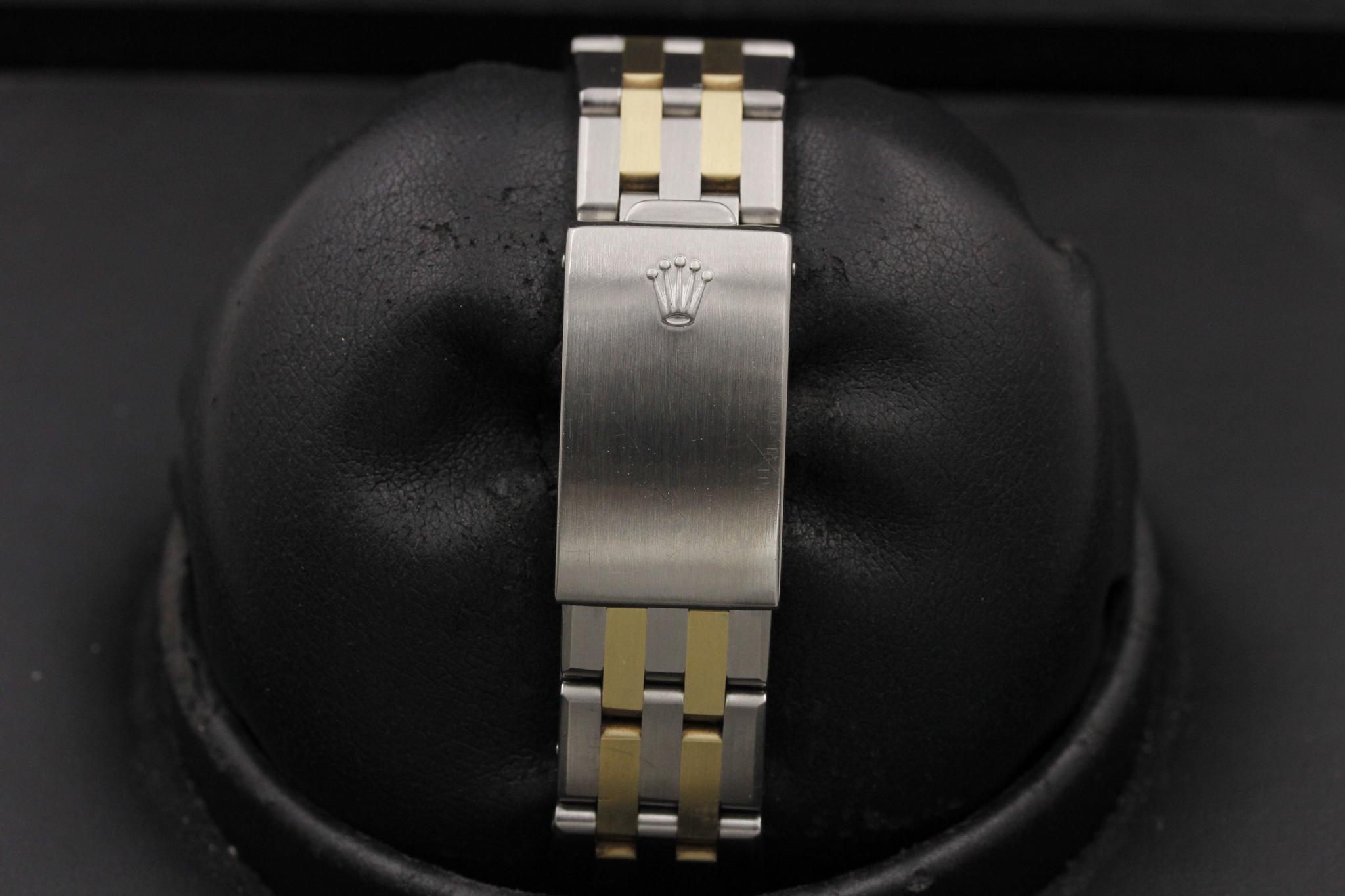 Watch Image 8