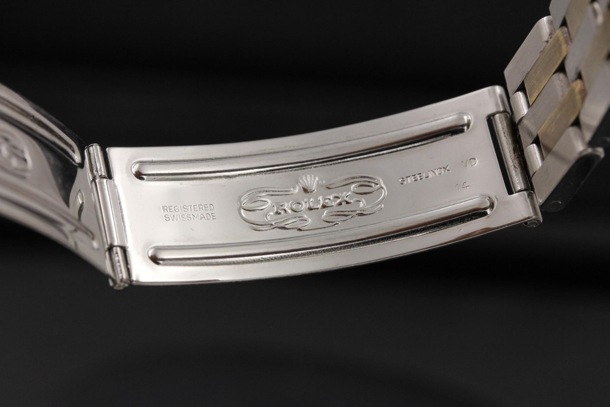 Watch Image 9