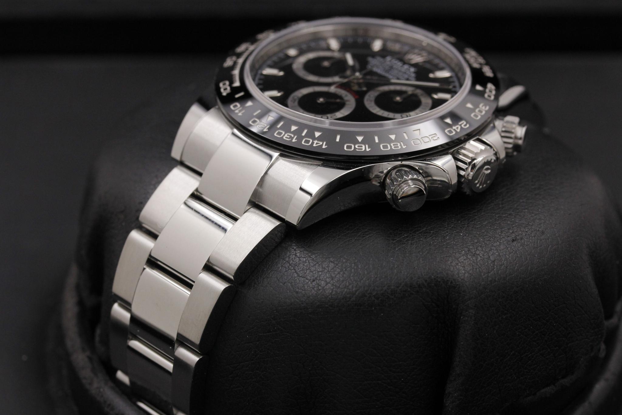 Watch Image 2