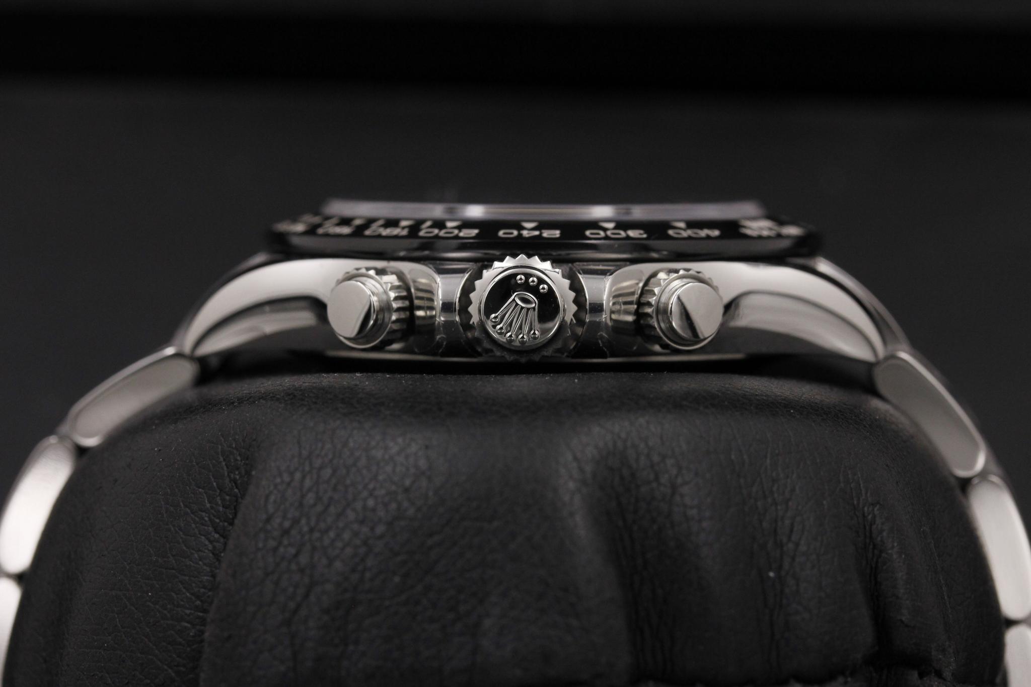 Watch Image 3