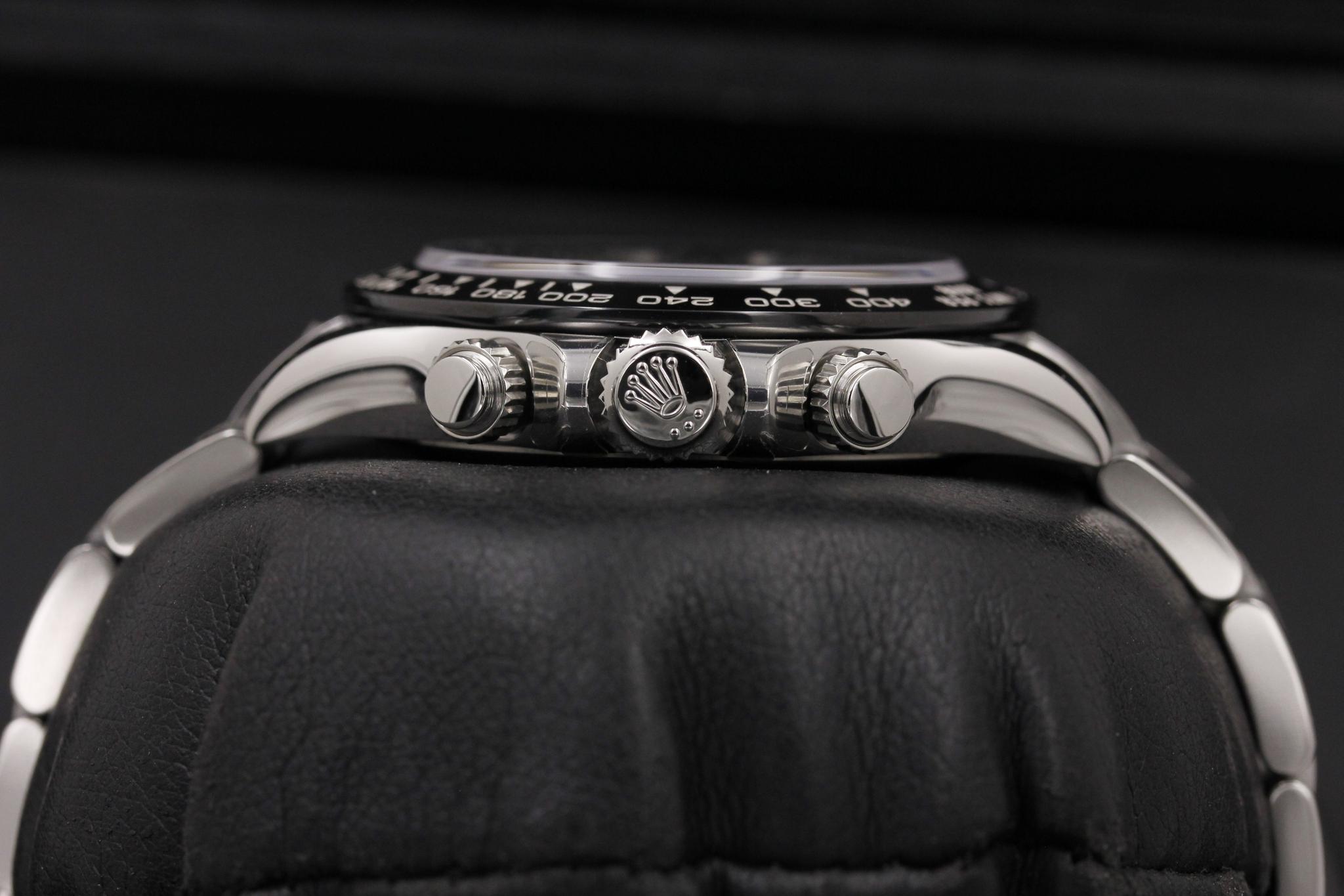Watch Image 3