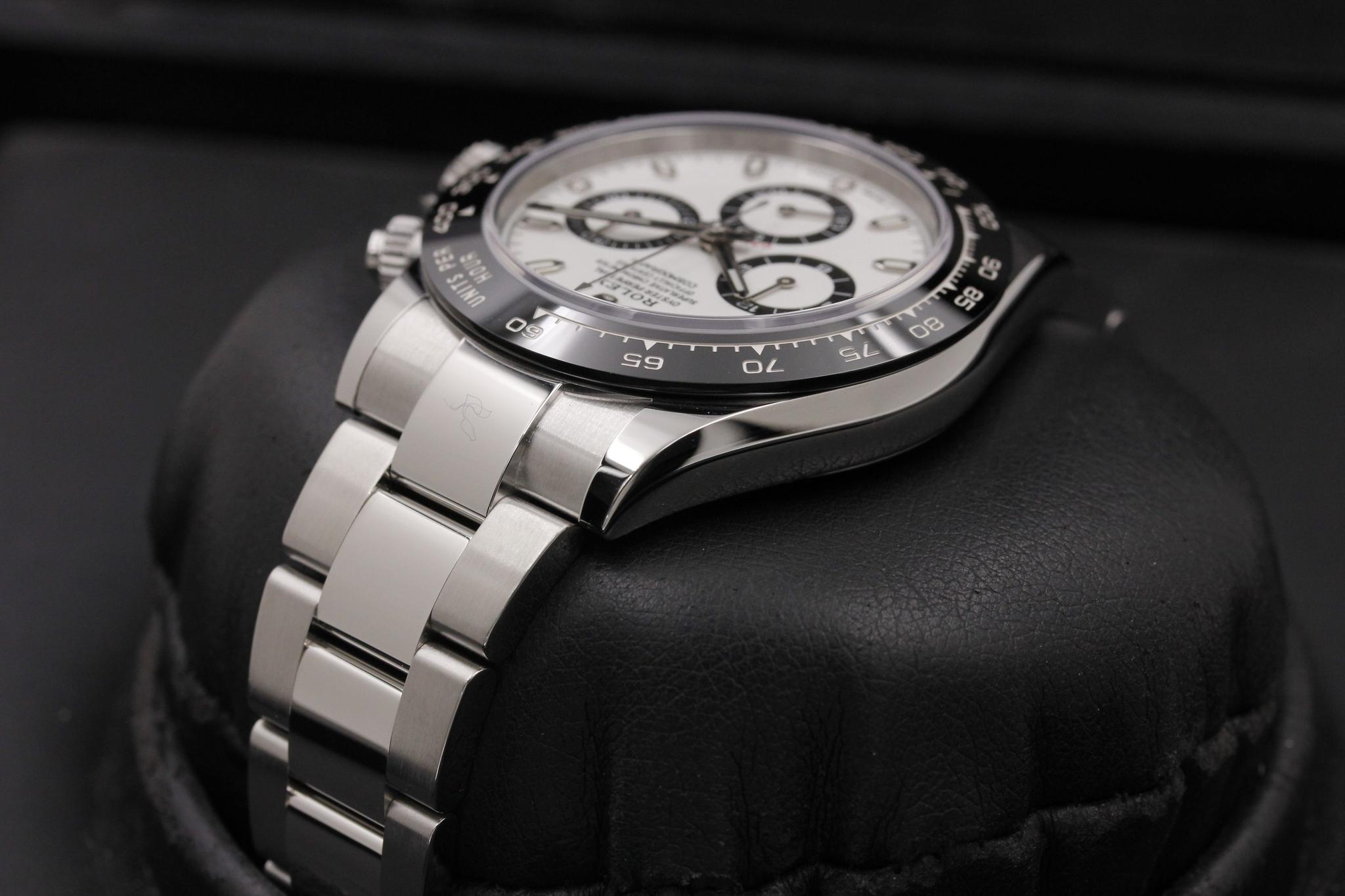 Watch Image 5