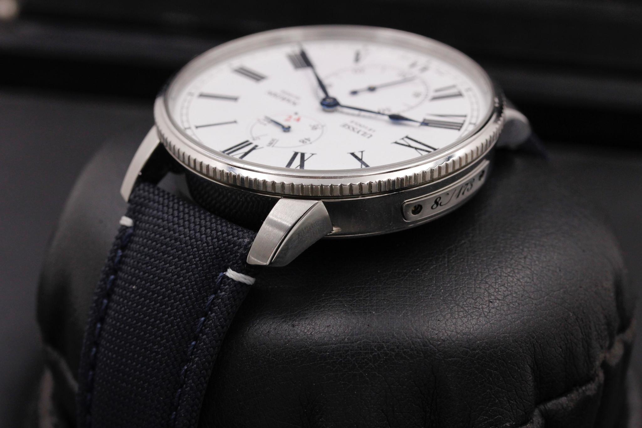 Watch Image 5