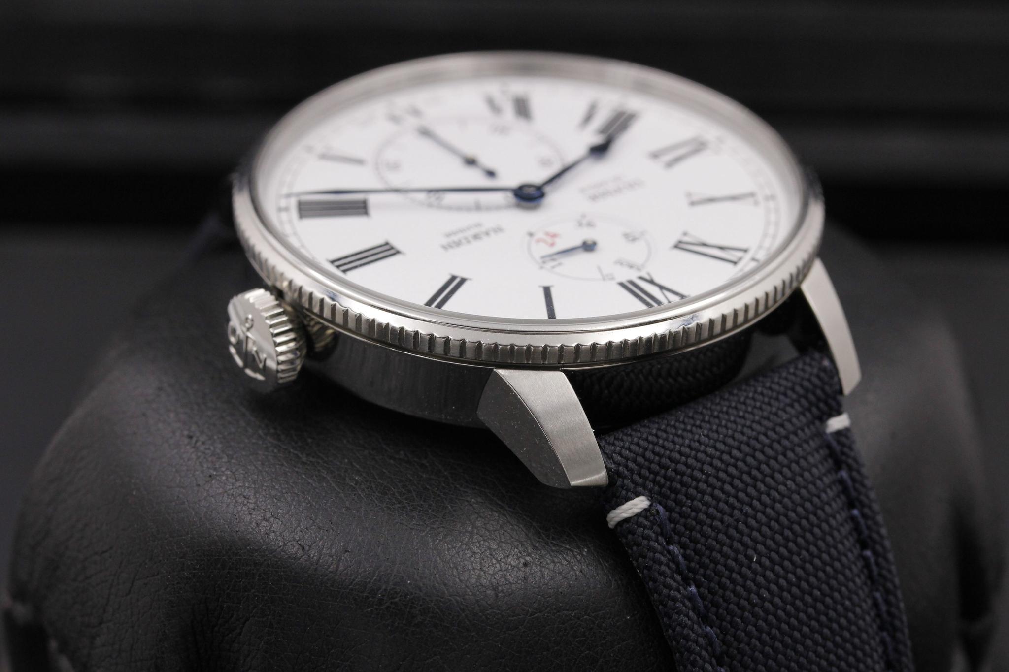 Watch Image 4