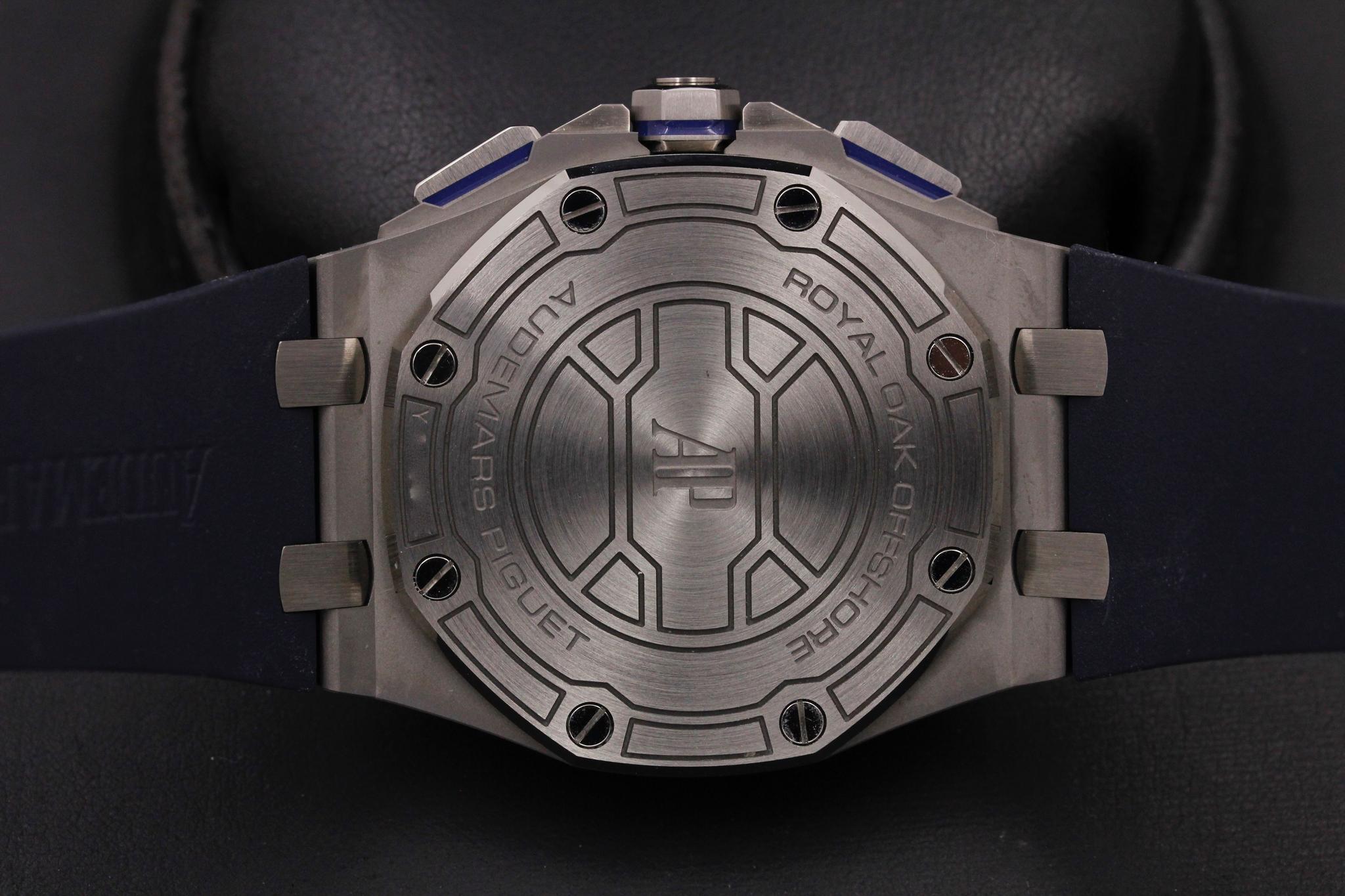 Watch Image 7