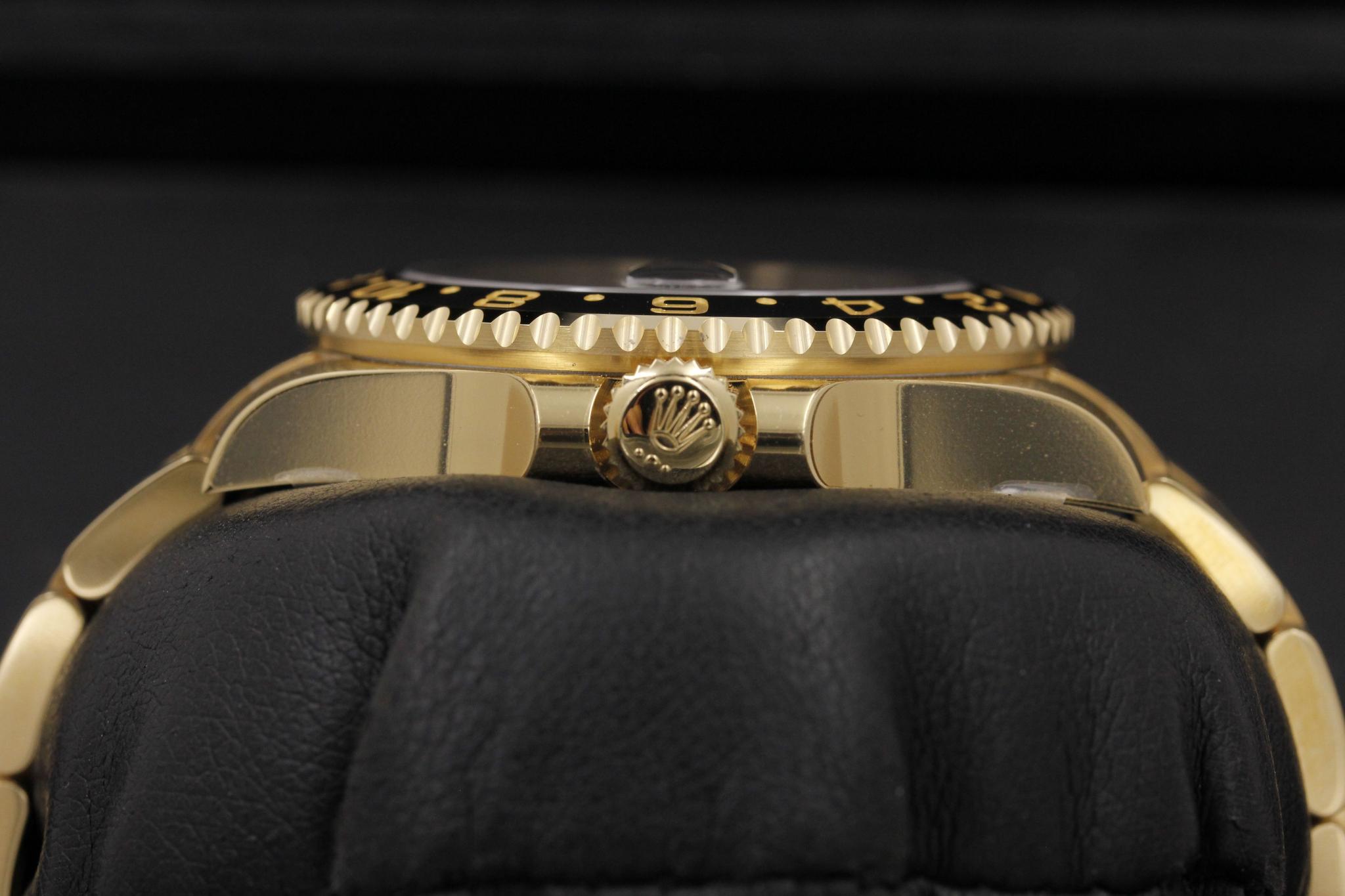 Watch Image 3