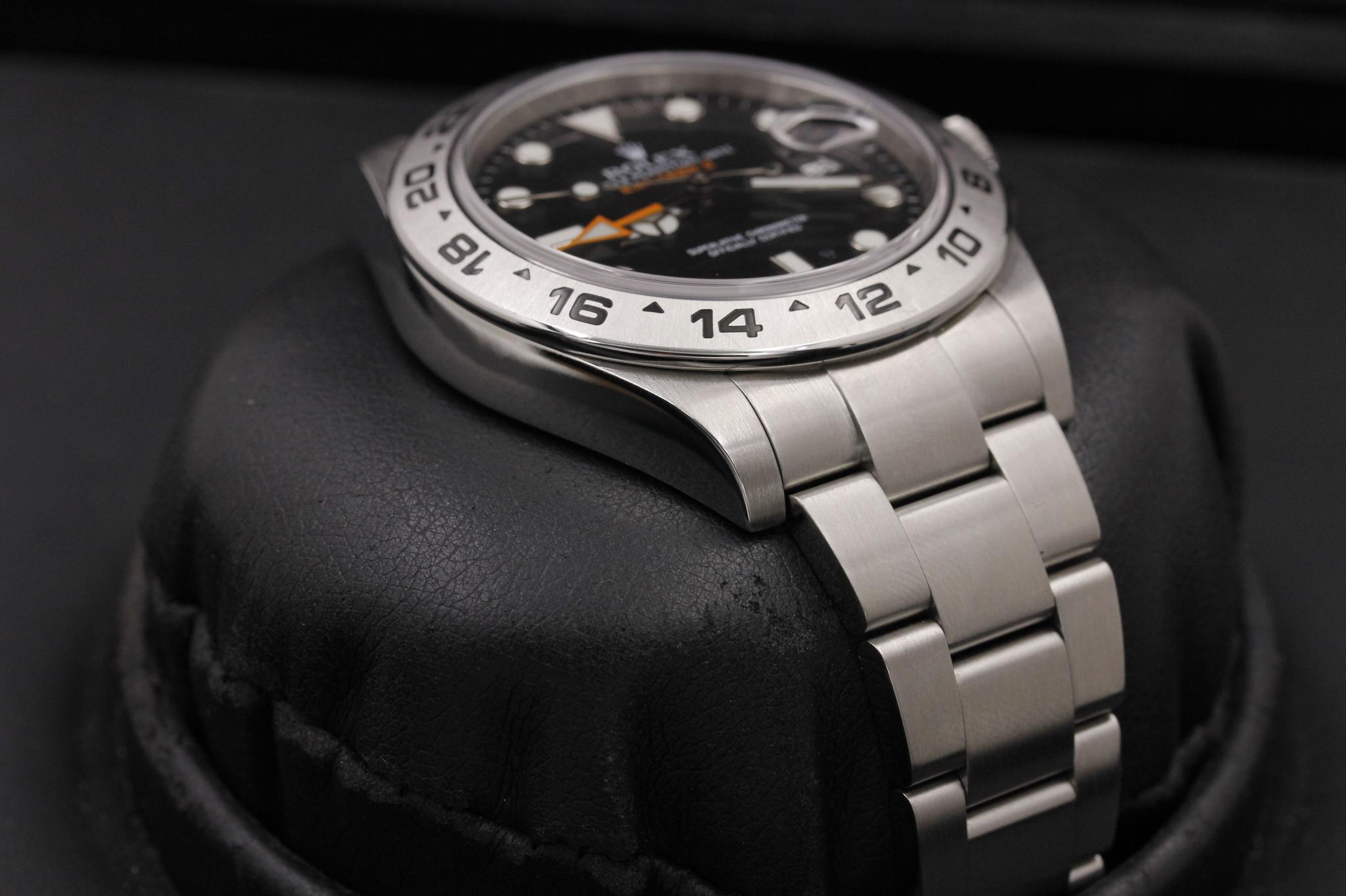 Watch Image 6