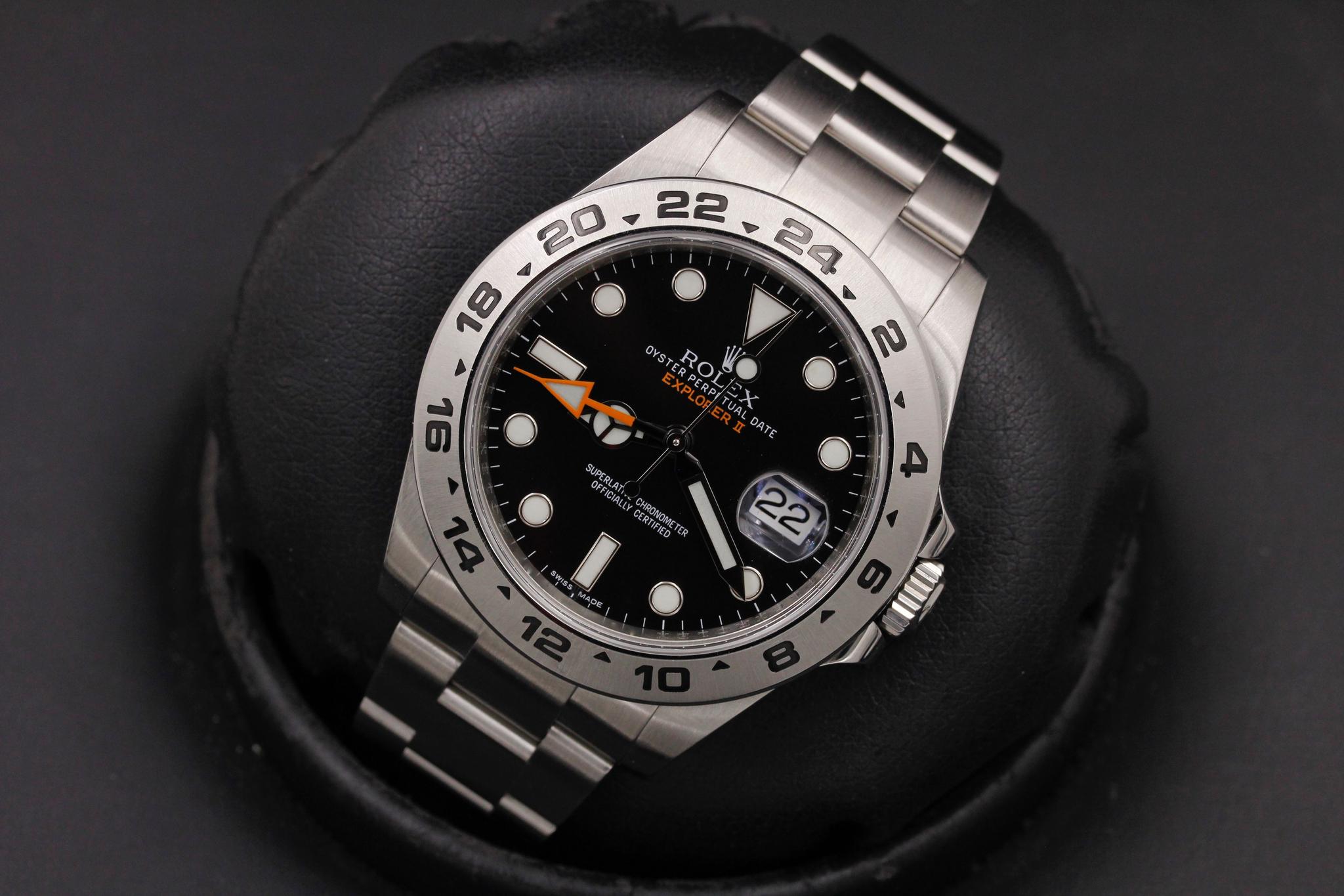 Watch Image 9