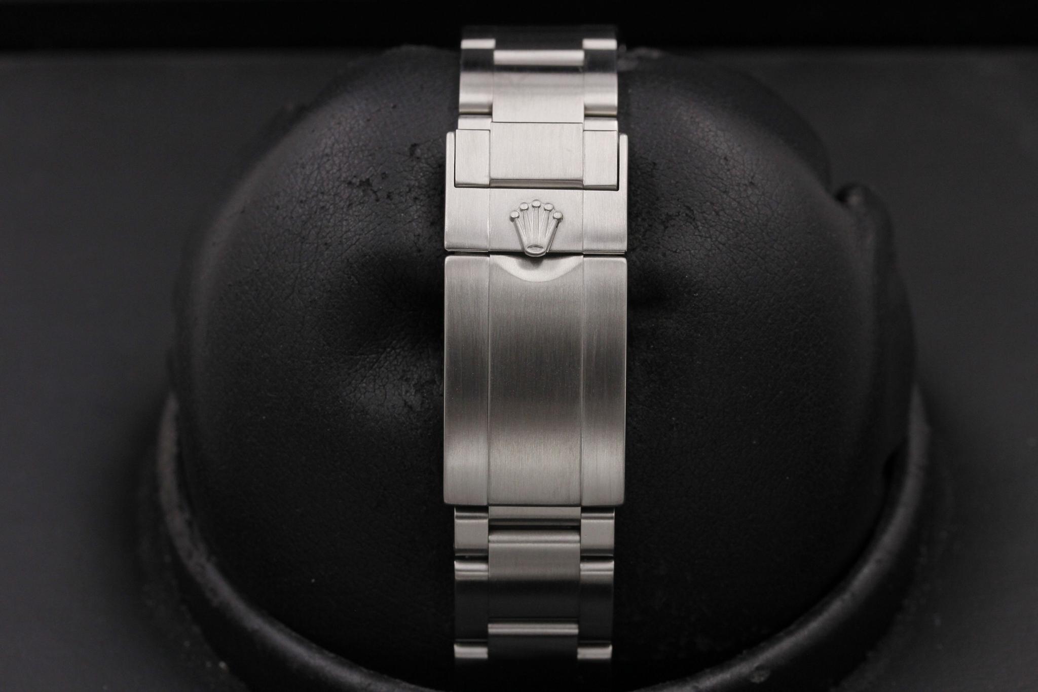 Watch Image 8