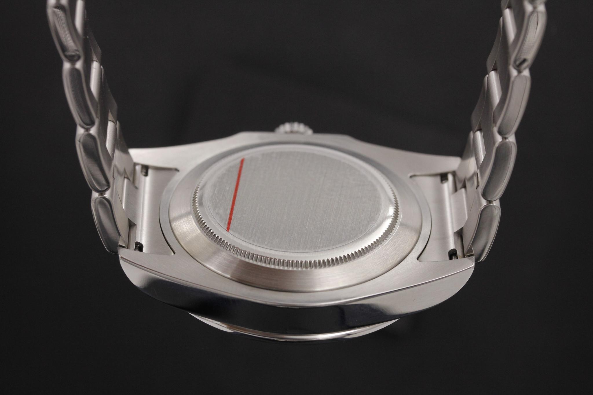 Watch Image 7