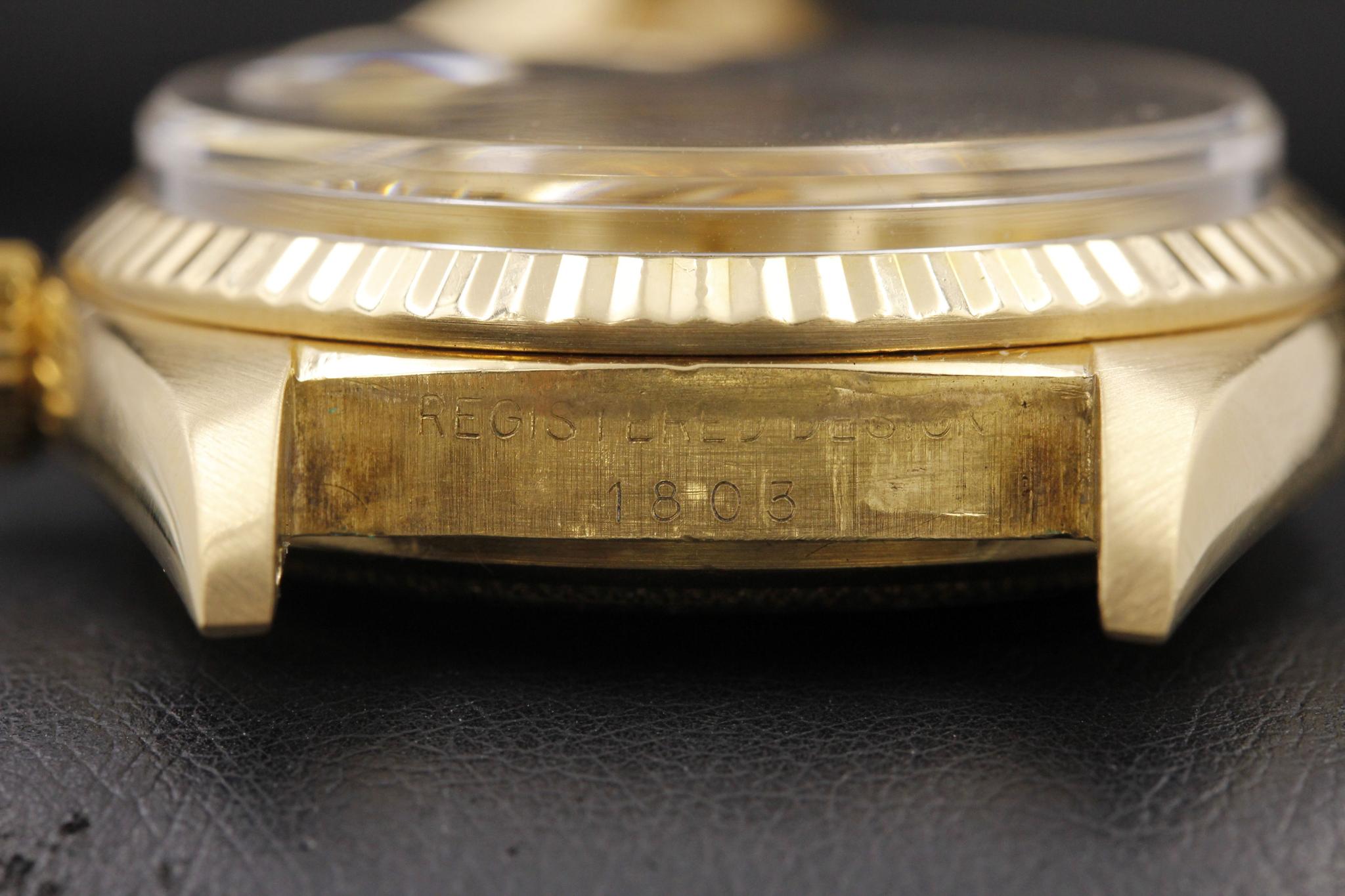 Watch Image 12
