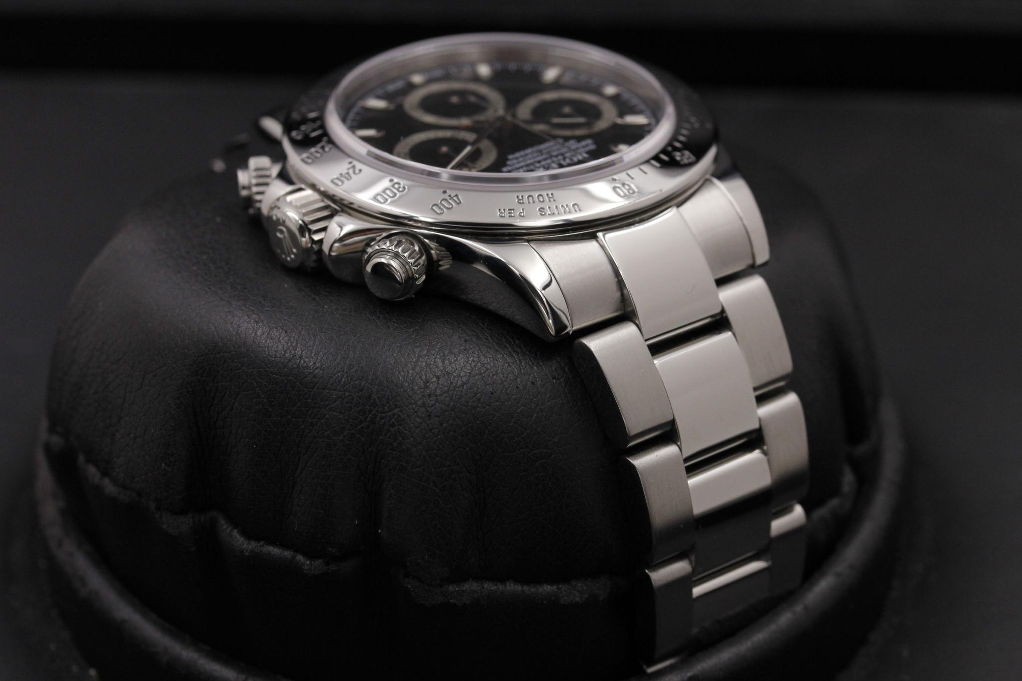 Watch Image 4