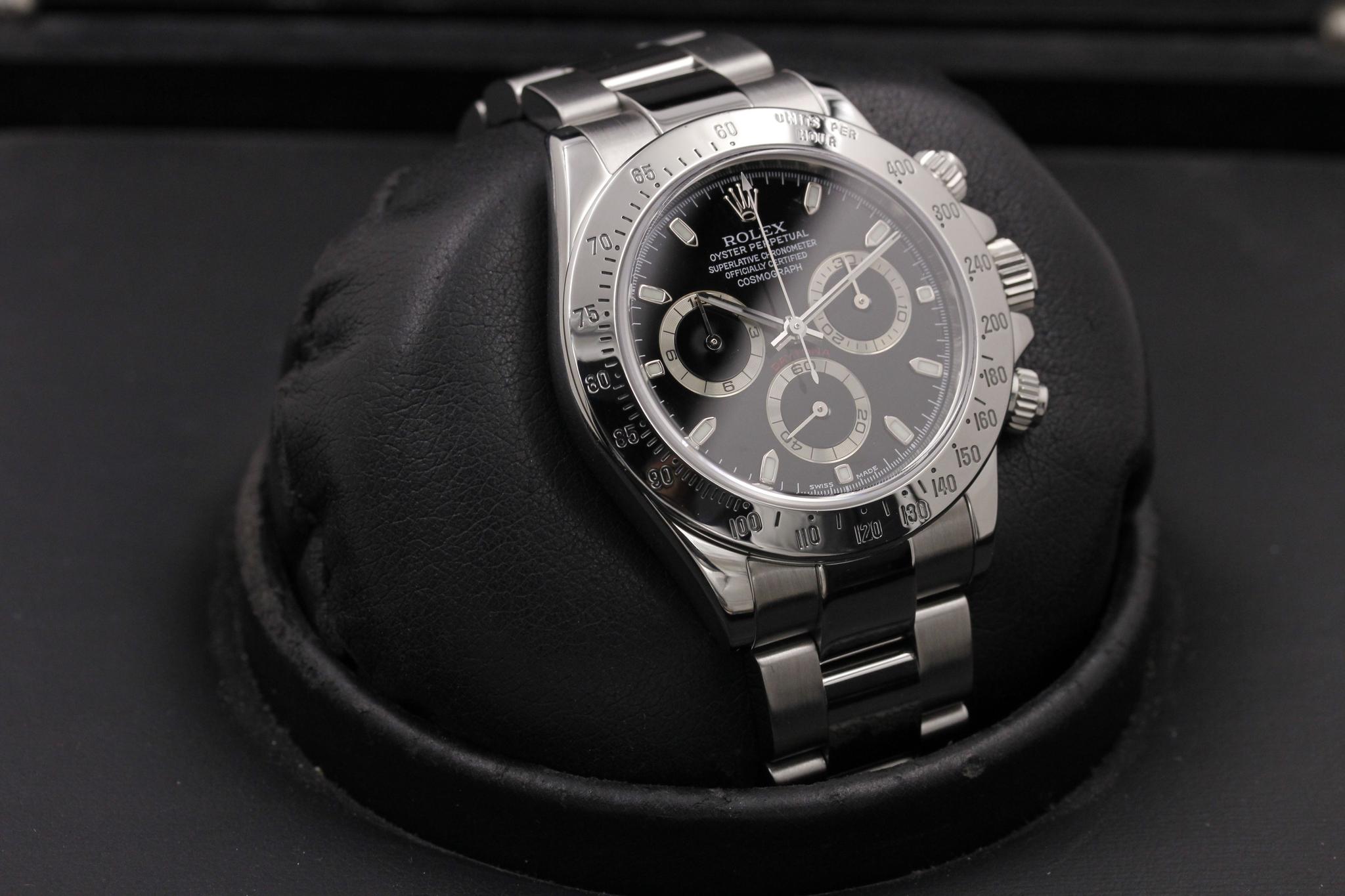 Watch Image 10