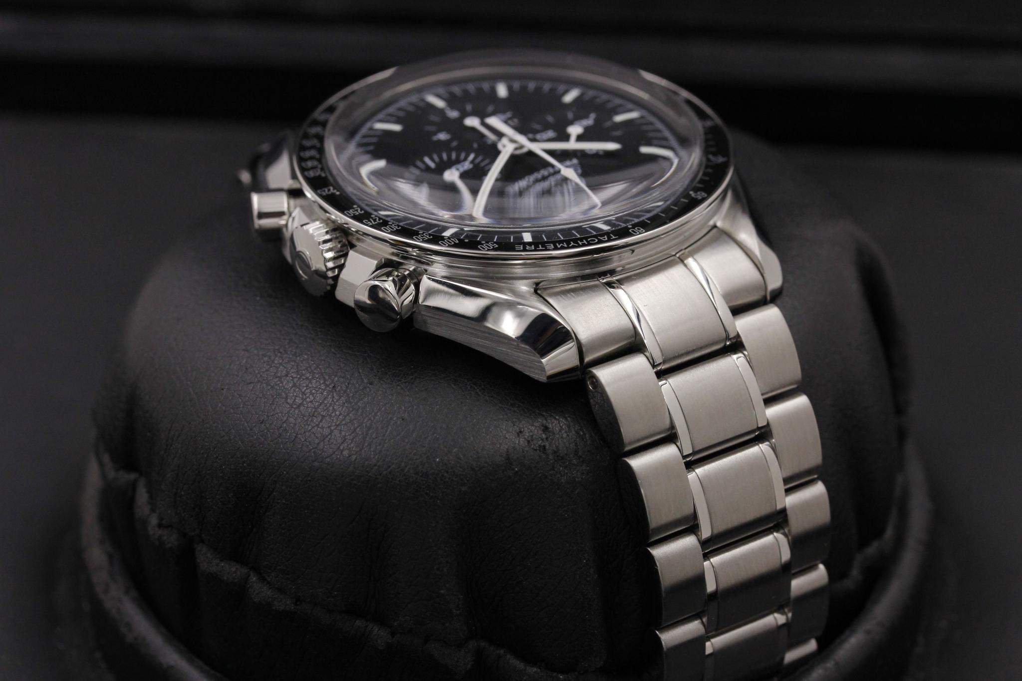 Watch Image 4