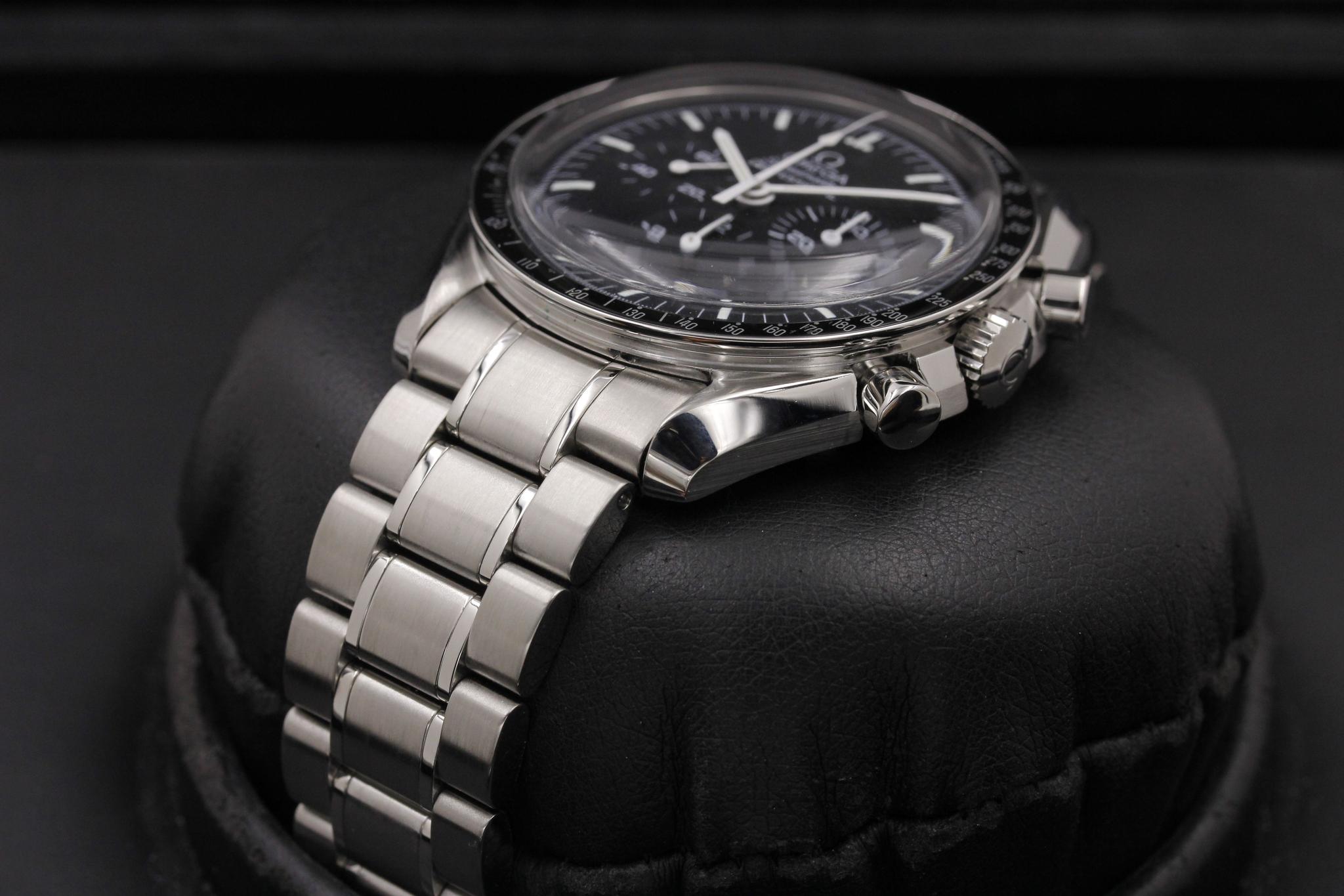 Watch Image 2