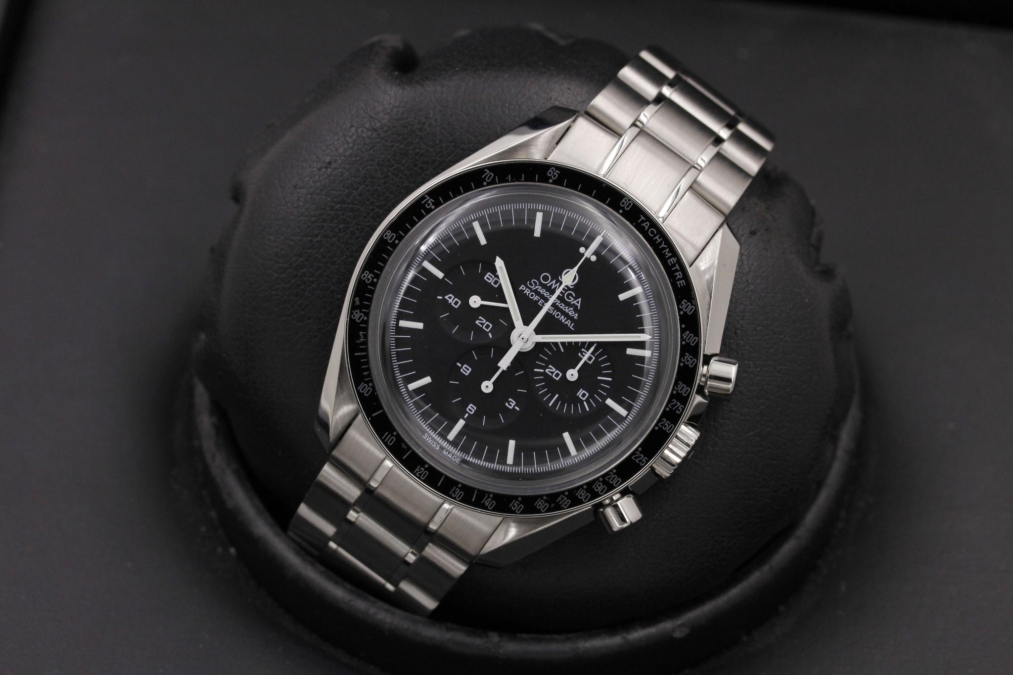 Watch Image 9