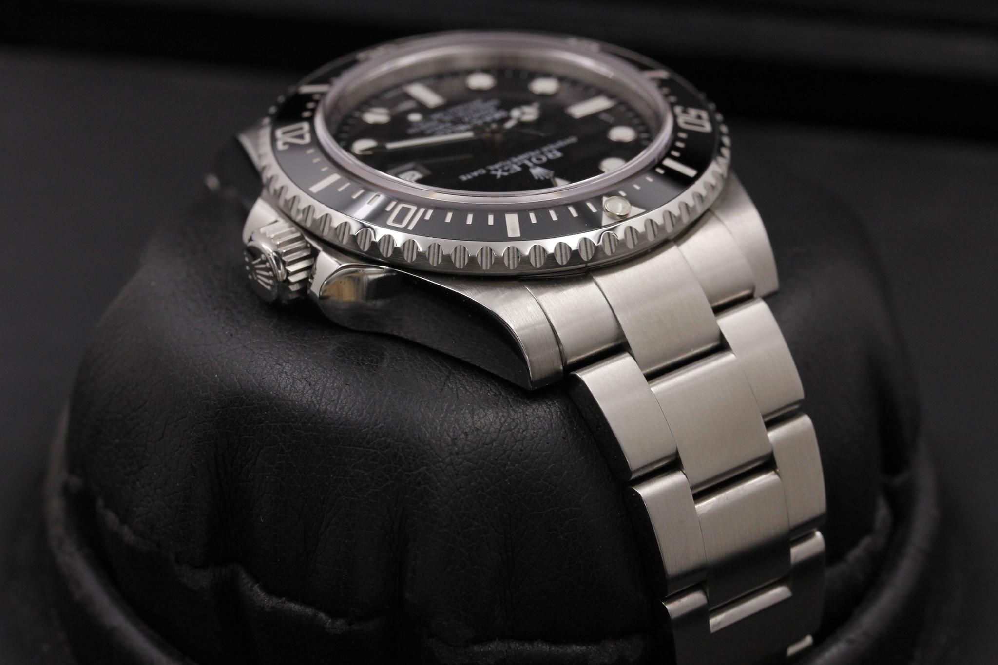 Watch Image 4