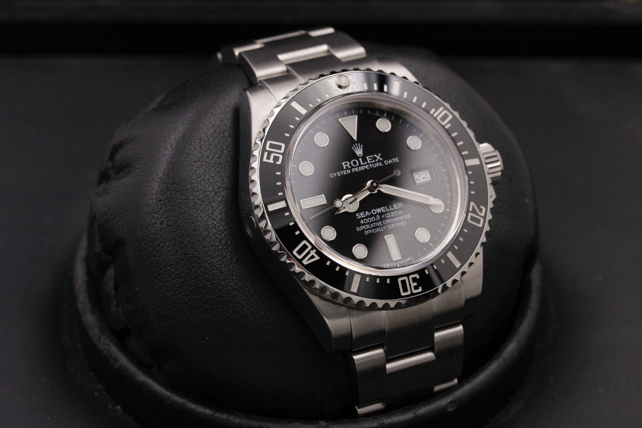 Watch Image 10