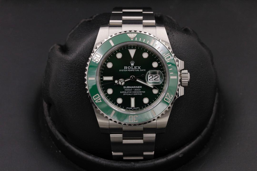 Rolex Submariner "Hulk" 116610