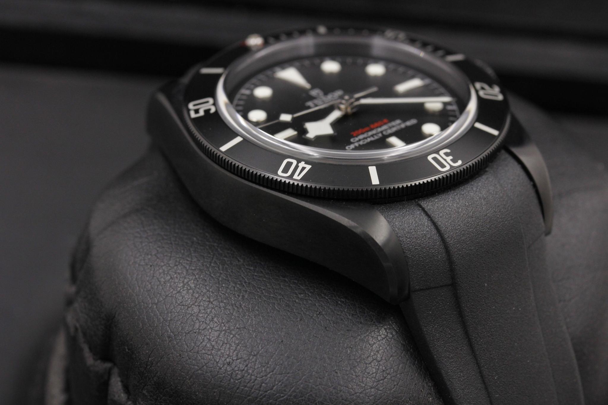 Watch Image 6
