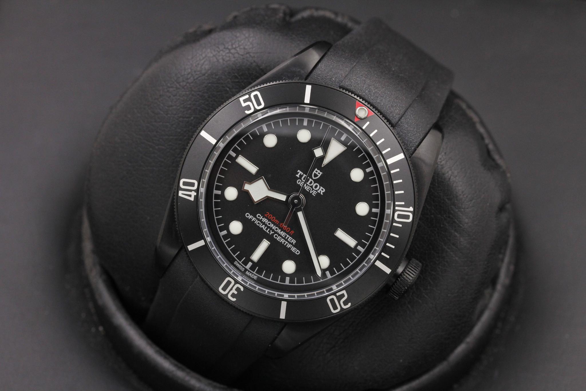 Watch Image 9