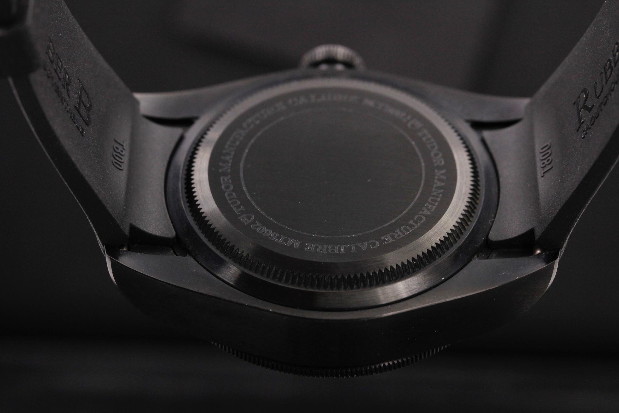 Watch Image 7