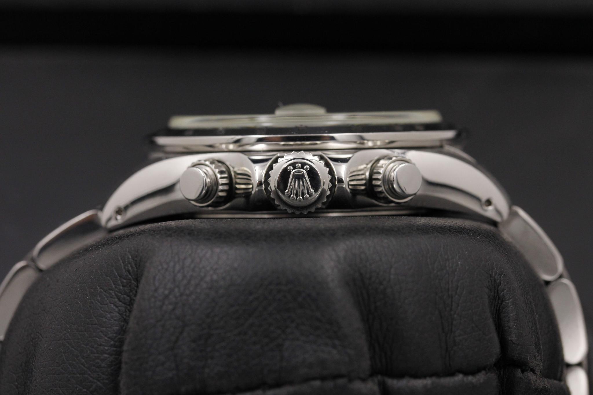 Watch Image 3