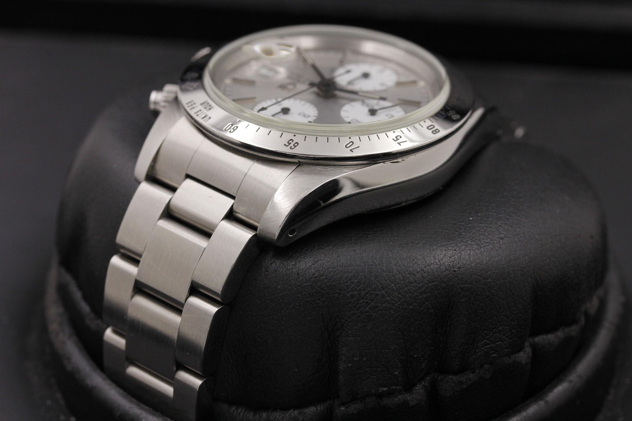 Watch Image 6