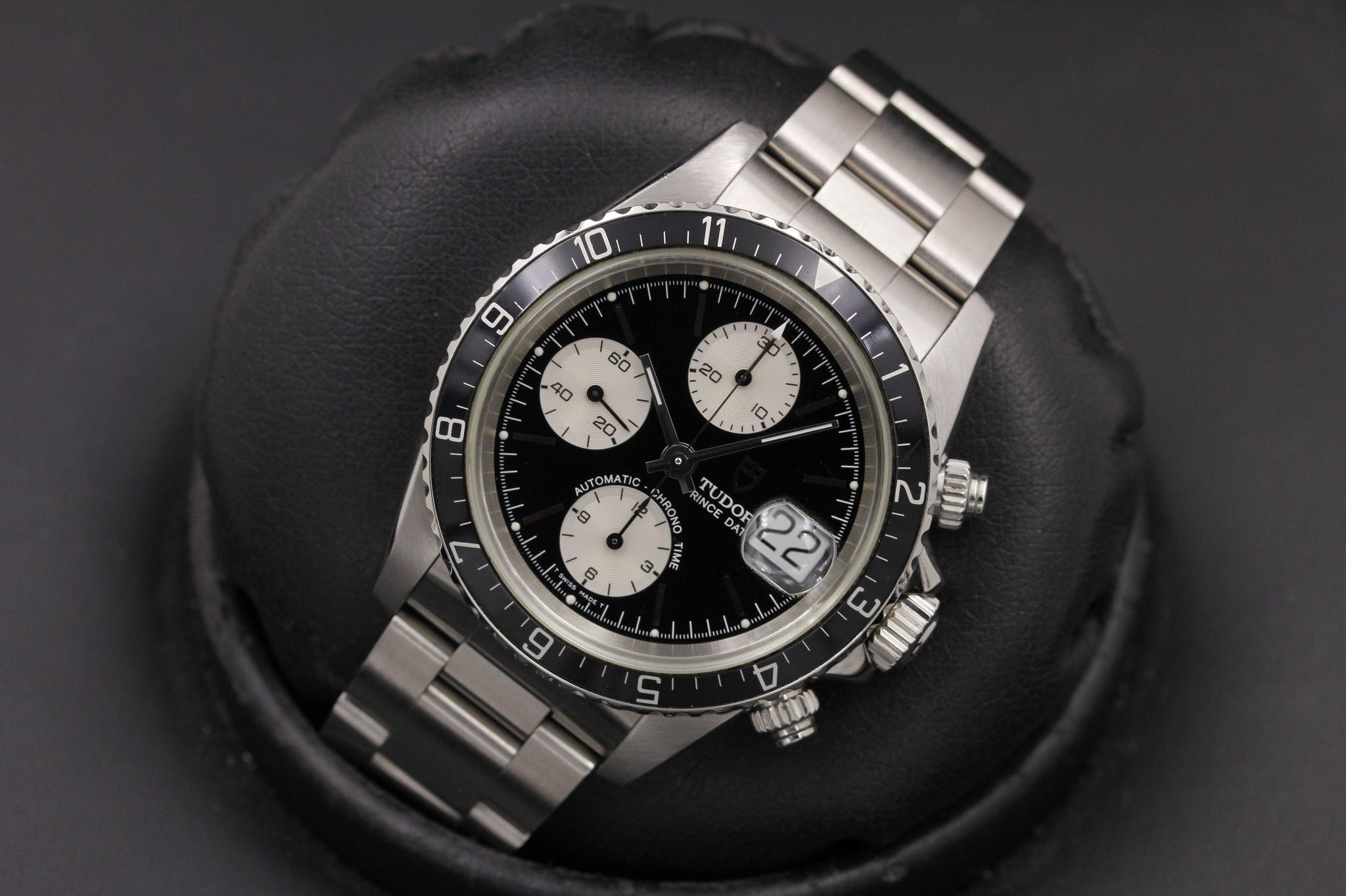 Watch Image 12