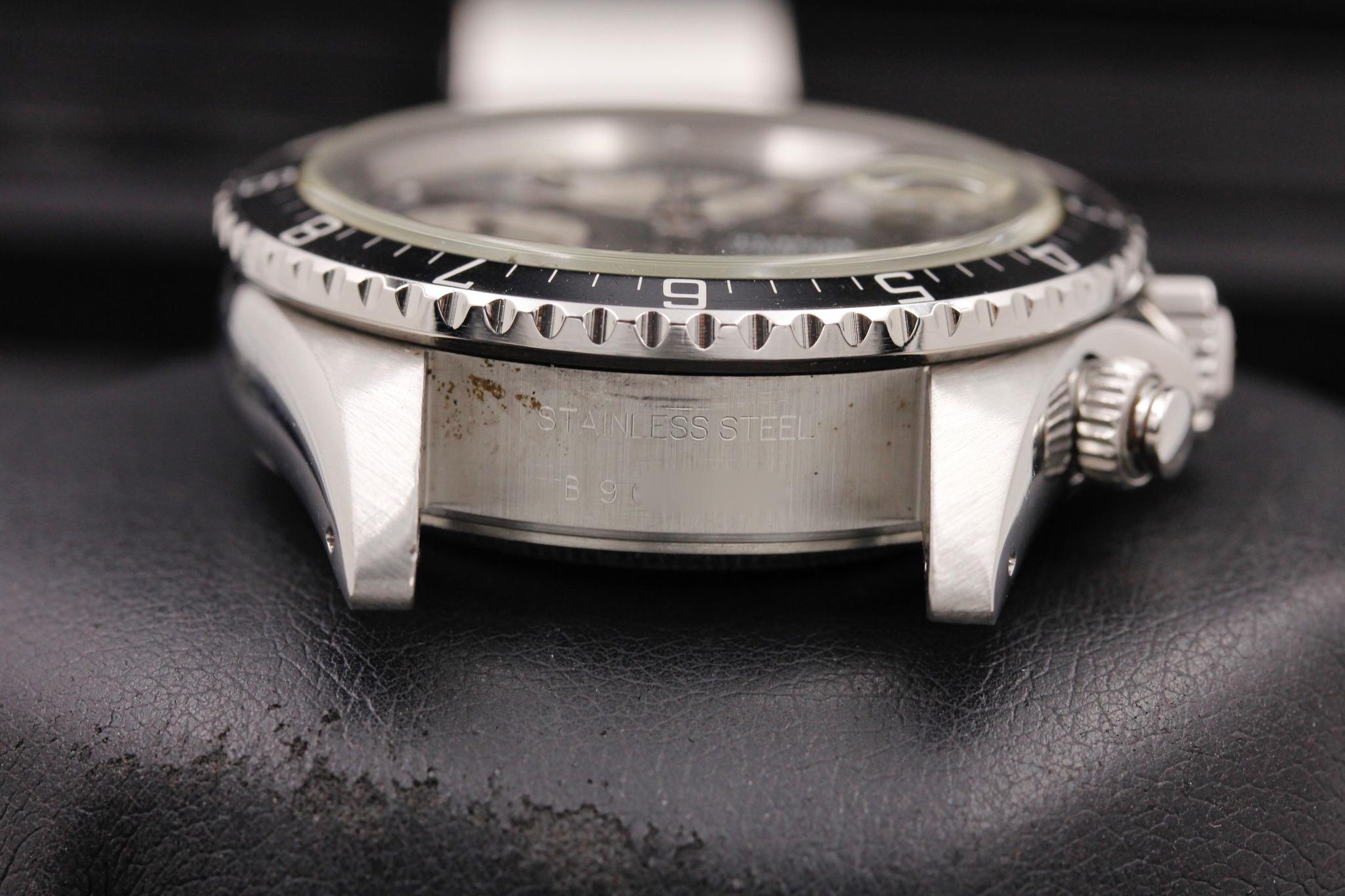 Watch Image 11