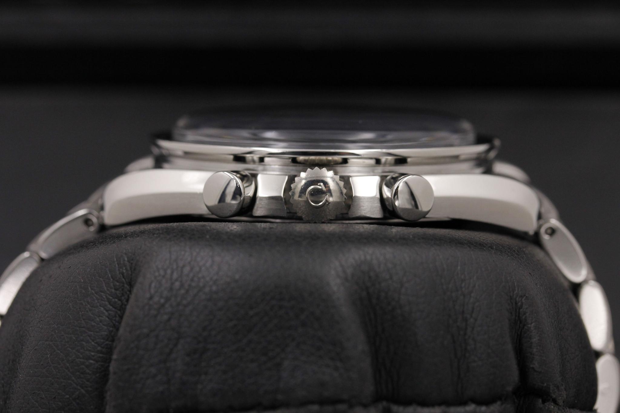 Watch Image 3