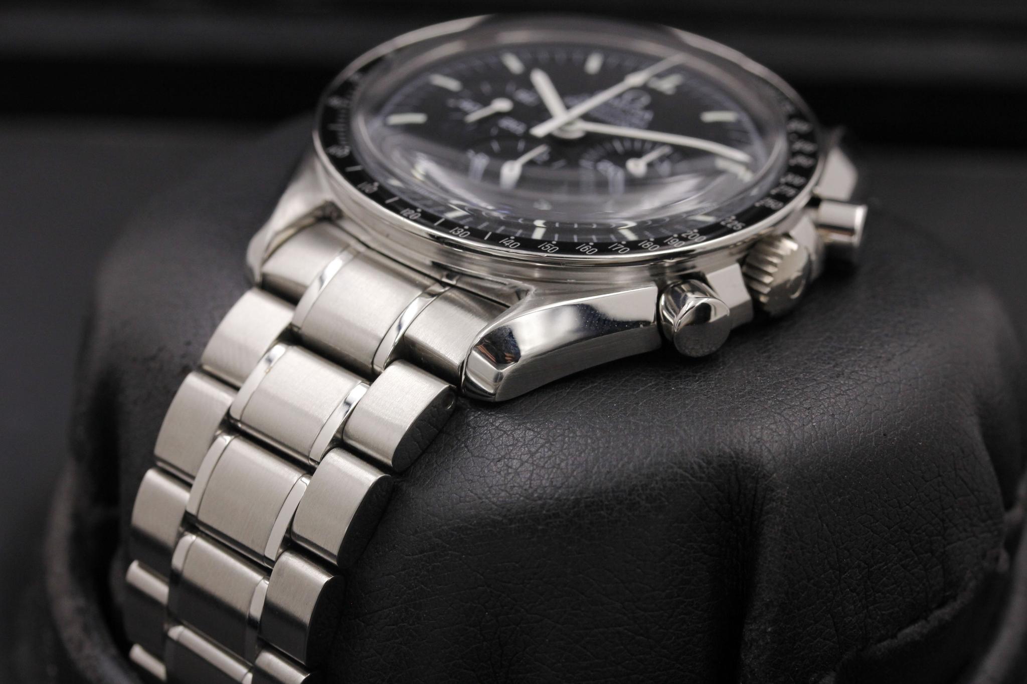 Watch Image 2