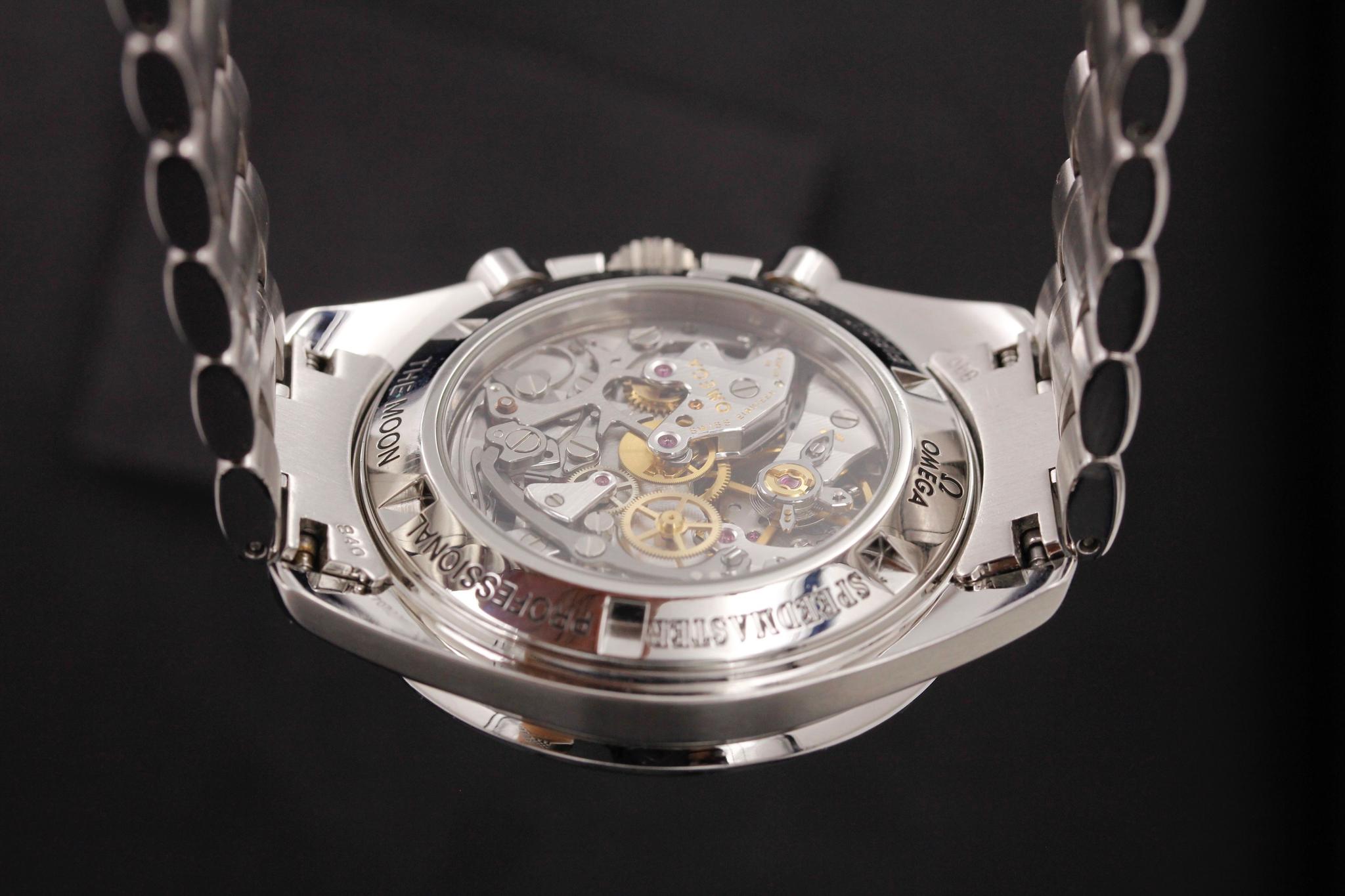 Watch Image 7