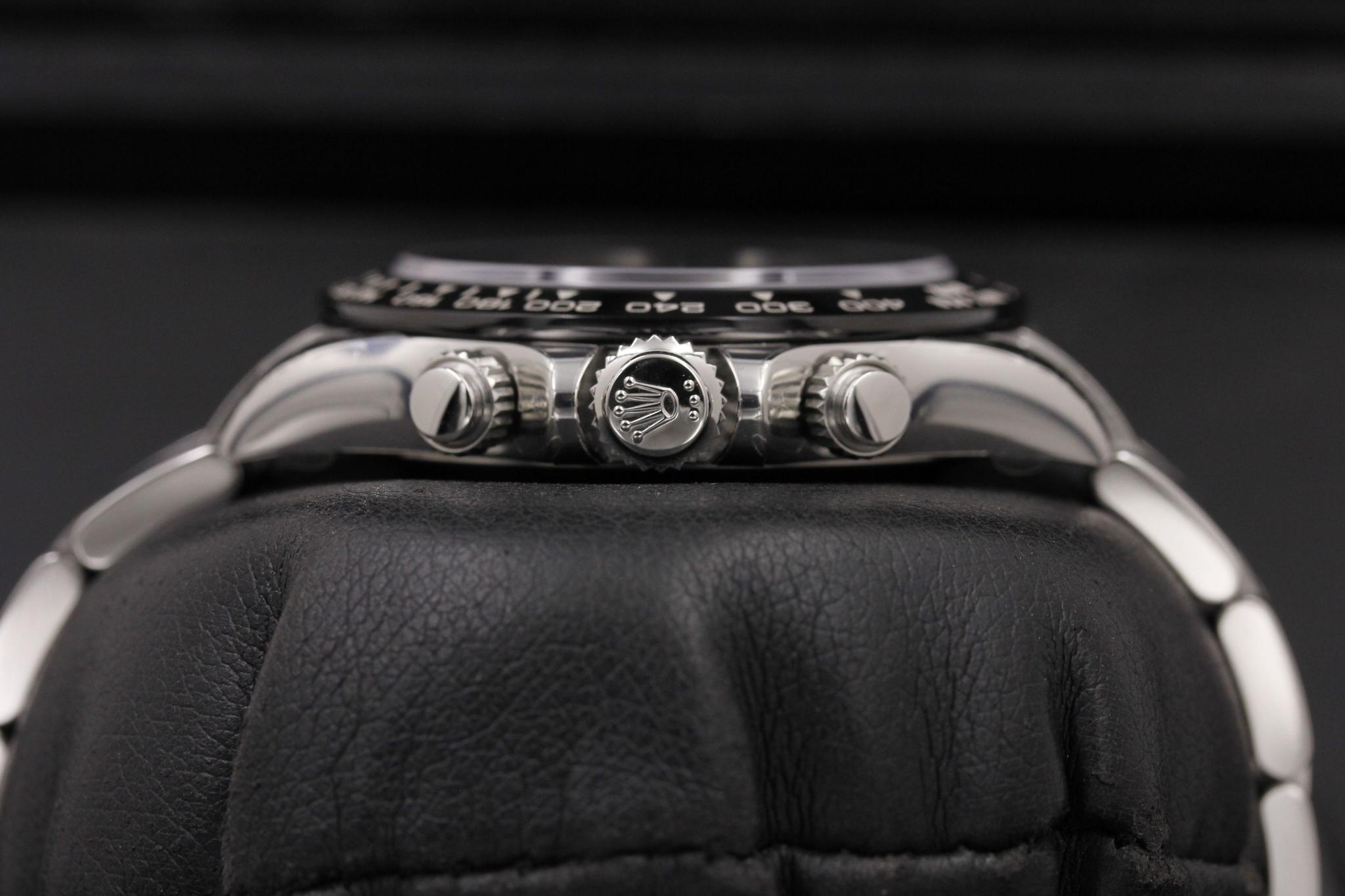 Watch Image 3
