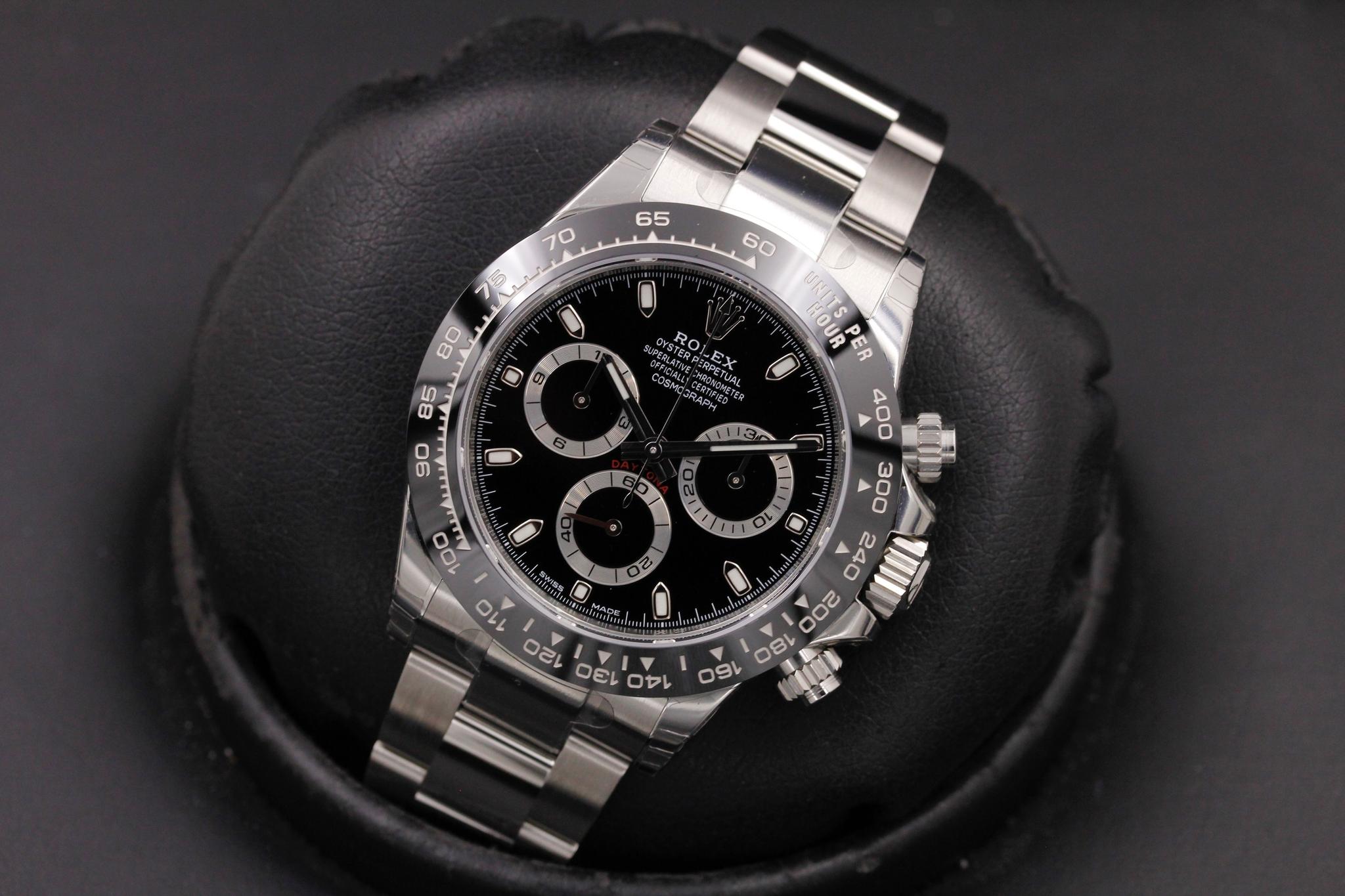 Watch Image 9