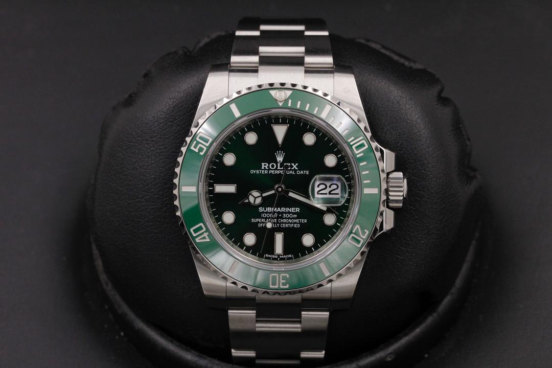 Rolex Submariner "Hulk" 116610