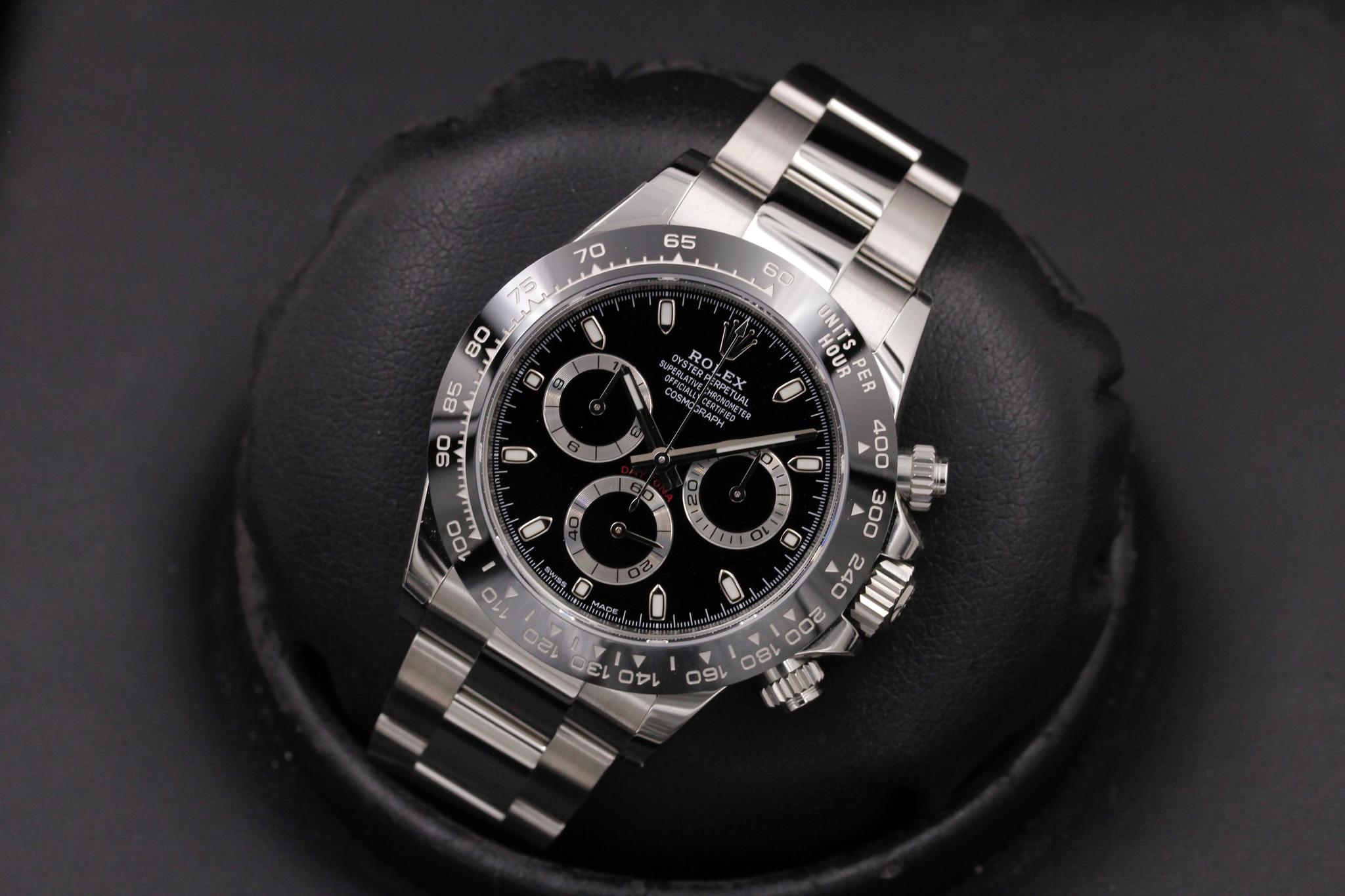 Watch Image 9