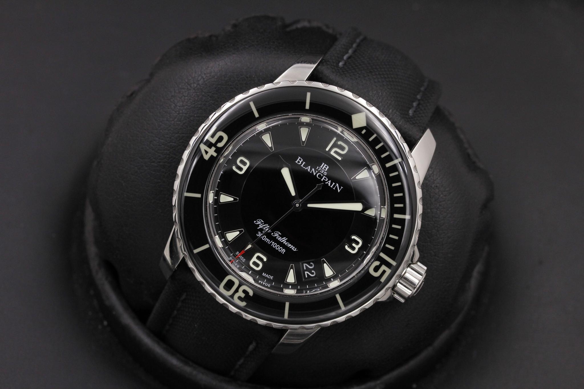Watch Image 9