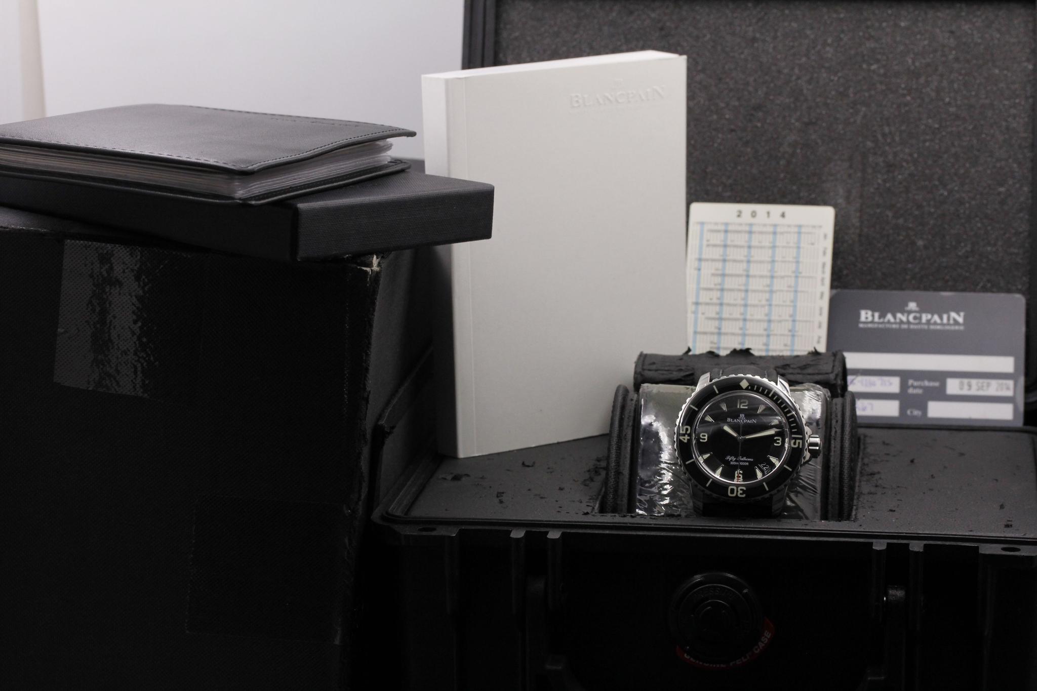 Watch Image 11
