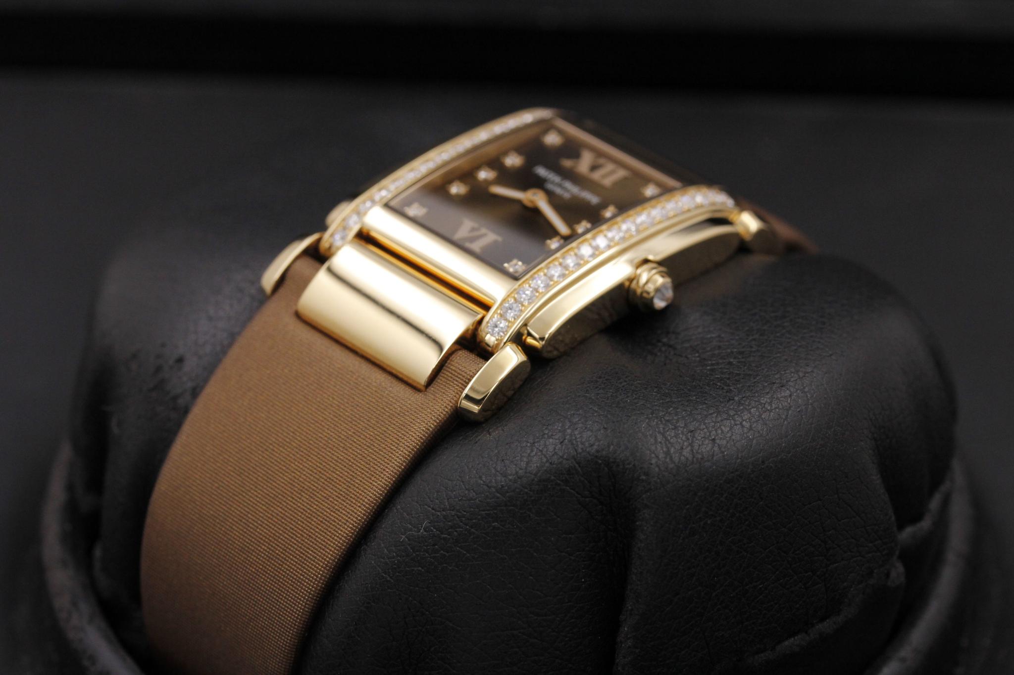 Watch Image 2