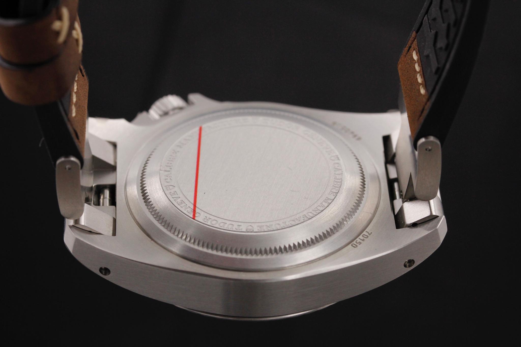 Watch Image 7