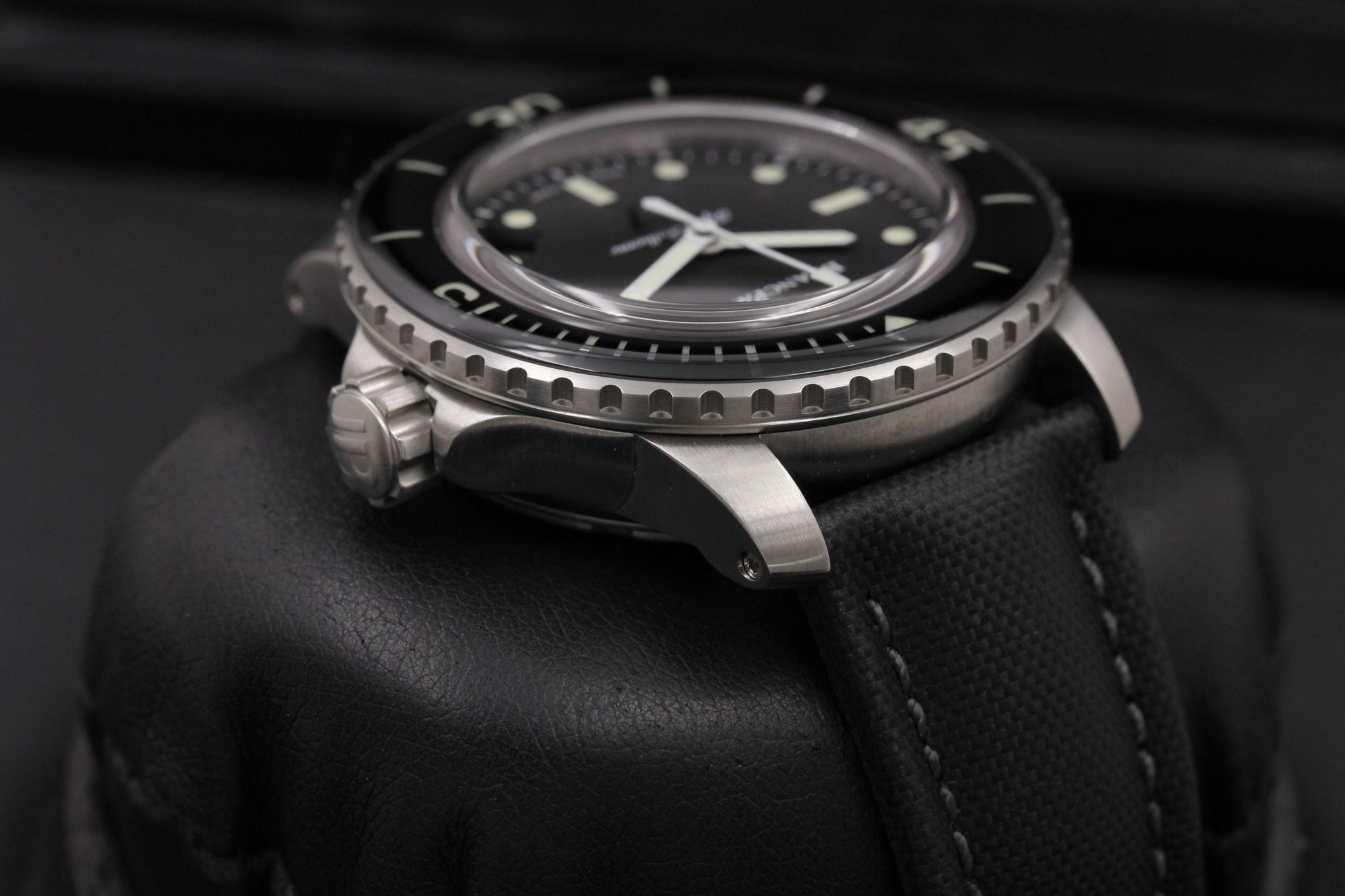 Watch Image 4