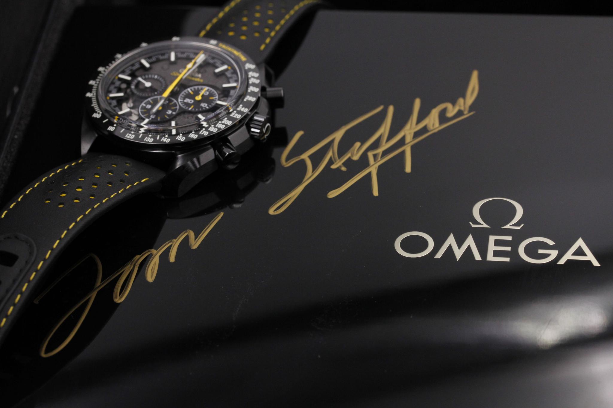 Watch Image 11